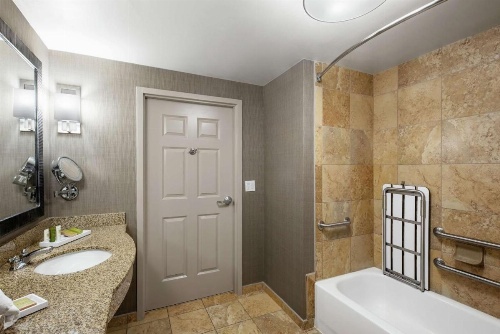 Hilton Columbia Center image 37